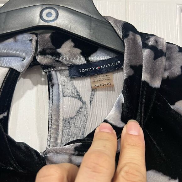 Tommy Hilfiger sleeveless velvet floral print top size XL - Picture 6 of 12